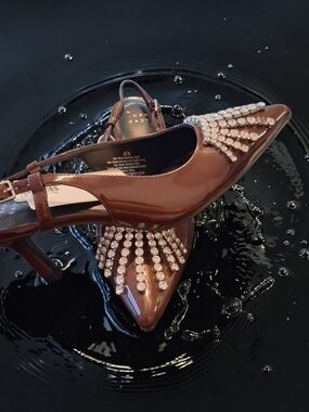 a new day Brown Patent Slingback Heels Crystal Embellishment Womens Size 6.5